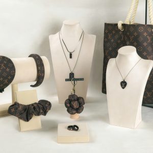 Luxury LV